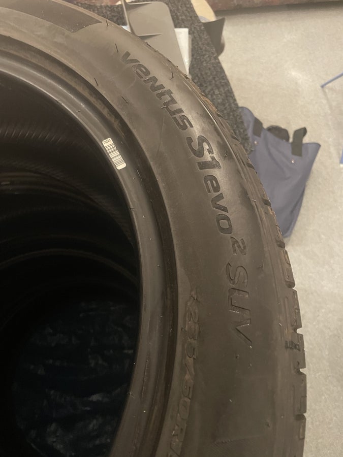 Hankook tyres 235/50 R19